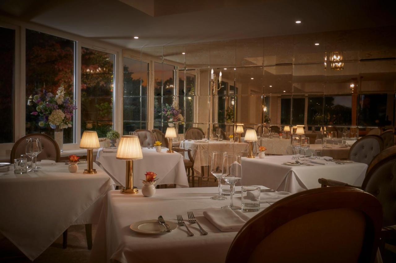 فندق باثين هاوس المظهر الخارجي الصورة The dining room at the River Cafe