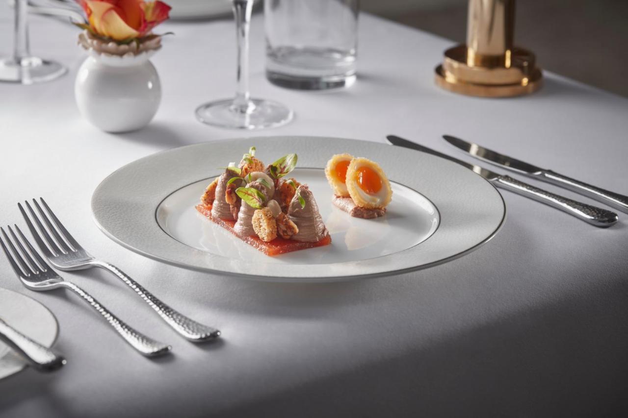 فندق باثين هاوس المظهر الخارجي الصورة A dinner plate